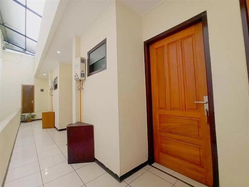 Hotel Palem 2 Syariah Malang Redpartner Екстер'єр фото