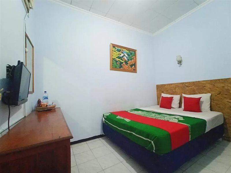 Hotel Palem 2 Syariah Malang Redpartner Екстер'єр фото