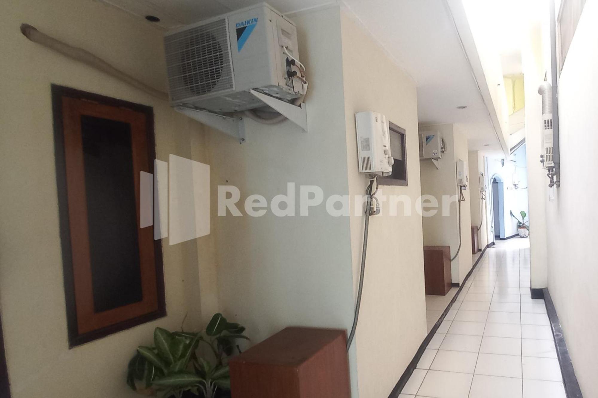 Hotel Palem 2 Syariah Malang Redpartner Екстер'єр фото