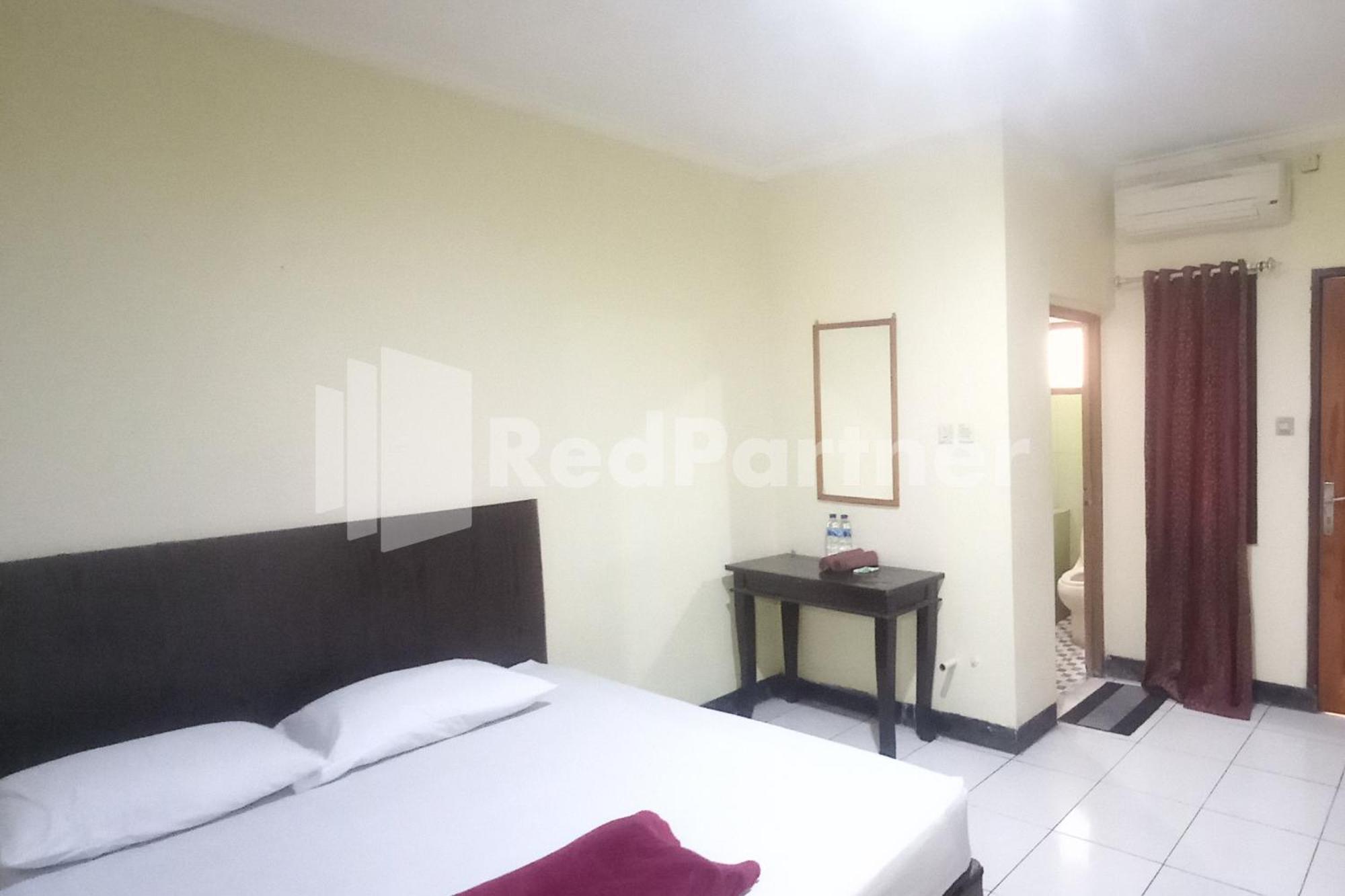 Hotel Palem 2 Syariah Malang Redpartner Екстер'єр фото